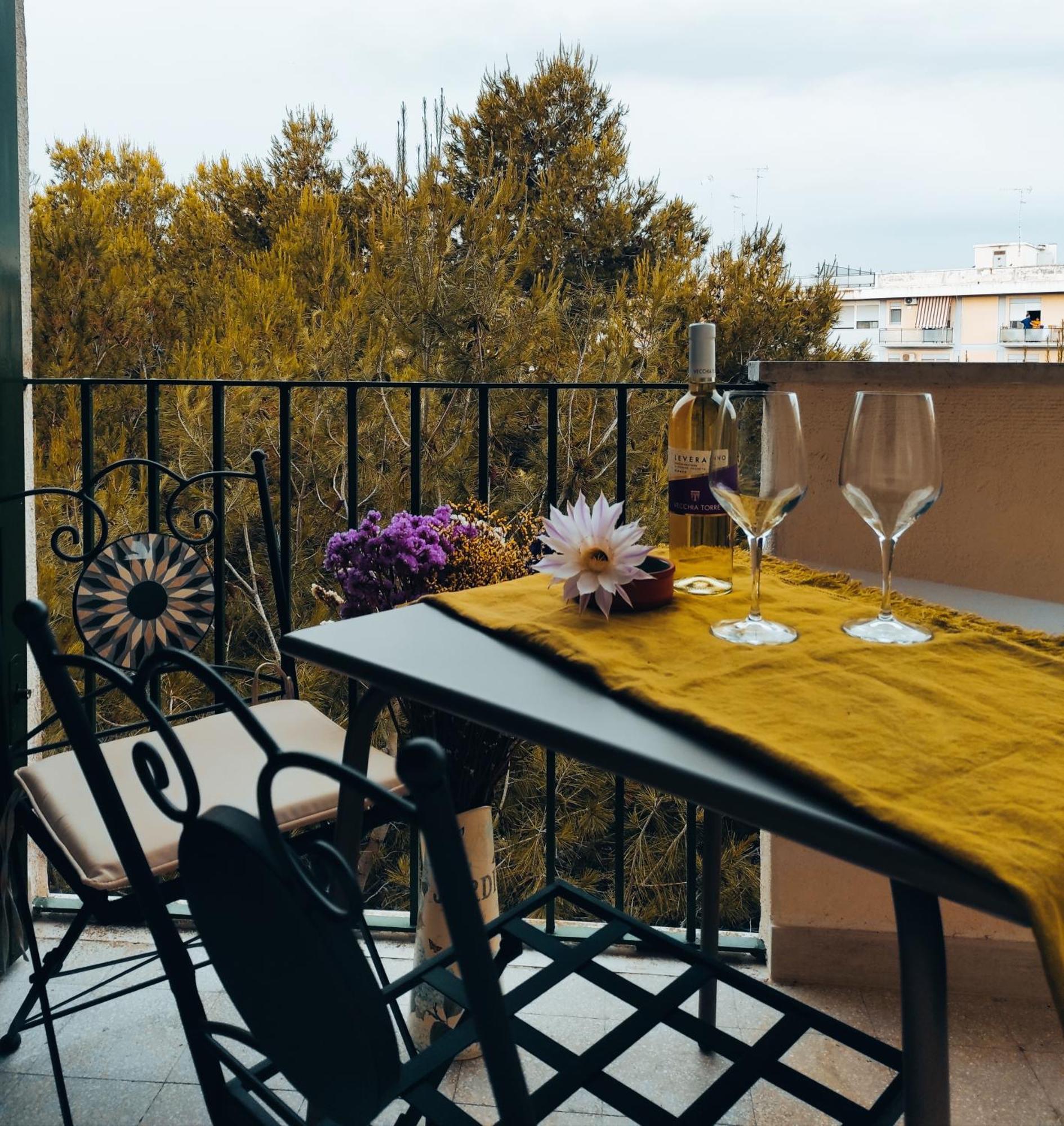 Calogiuri Nest Apartamento Lecce Exterior foto